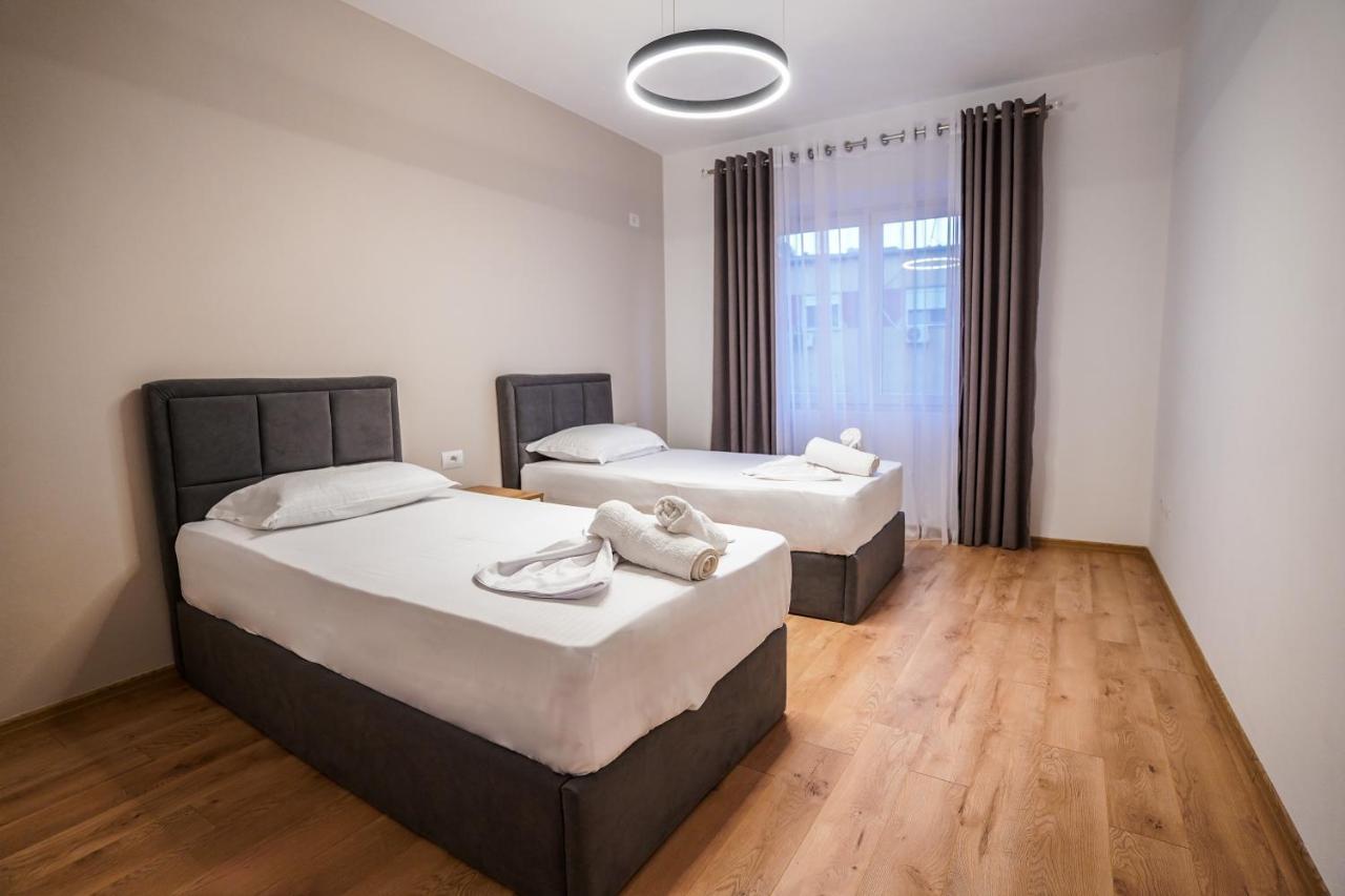 Hidden Gem Tirana 2Br Comfort In Historic Zone Eksteriør billede